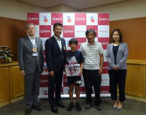 ソフトテニス東日本小学生選抜大会及び全日本小学生選手権大会出場表敬訪問