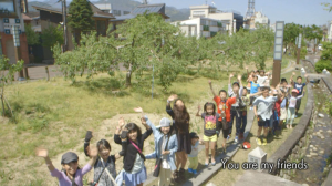 飯田のシンボル りんご並木
