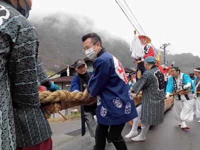 御柱大祭