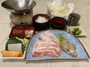 3びきのこぶた（座光寺店）