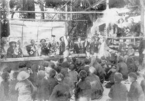 今田人形　昭和天皇即位　御大典記念掛け舞台（昭和4年）