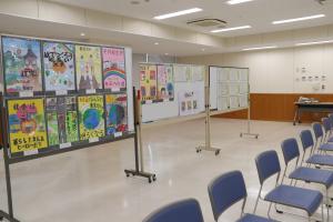 ポスターの展示