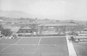 松尾小学校全景 昭和30年頃