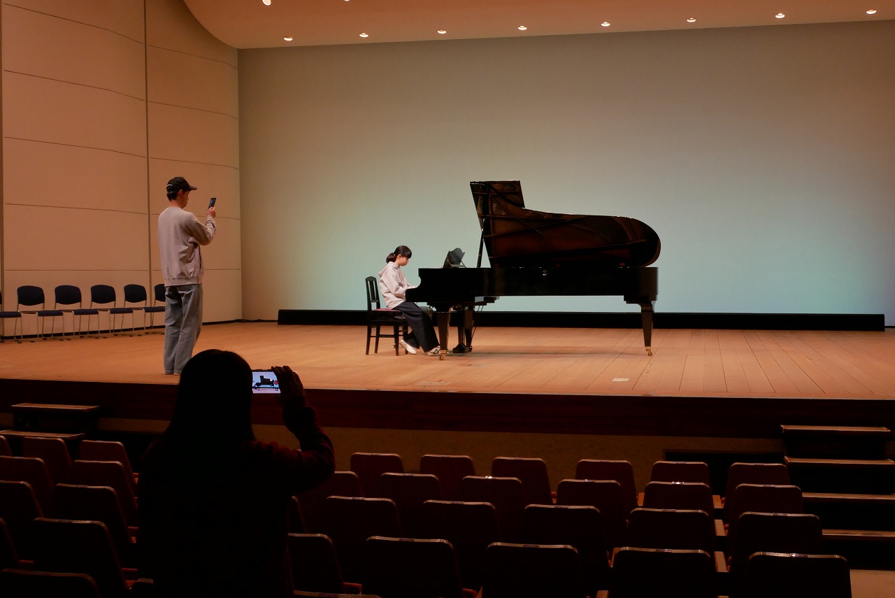ピアノ演奏体験１