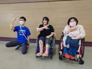 ゆいパワー　決めポーズはこれだ！