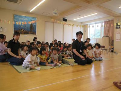 岩井様を囲んで記念撮影